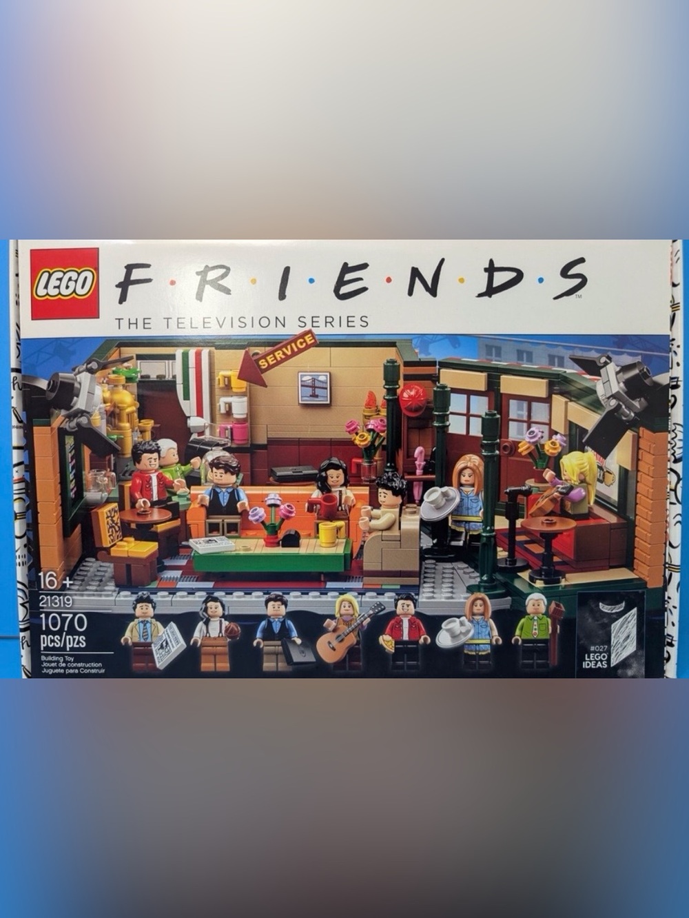 LEGO Friends Central Perk Café Set - Brown, Green, Tan
